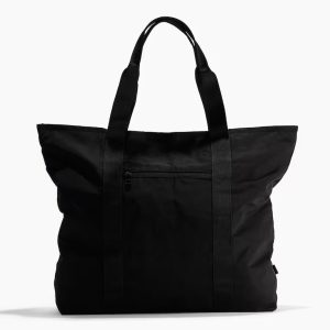 H&M WATER-REPELLENT SPORTS BAG