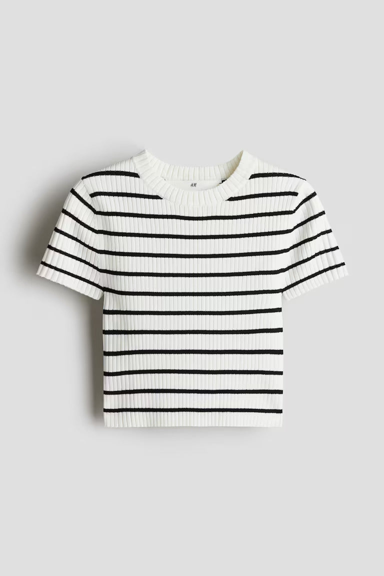 white/beige striped