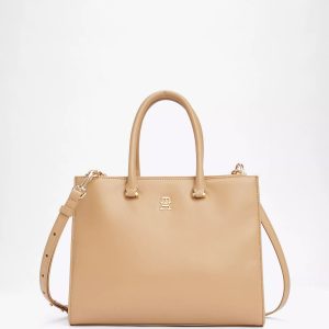 Tommy Hilfiger Monogram Plaque Medium Tote