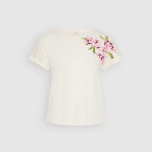 LAURA Floral Print T-Shirt