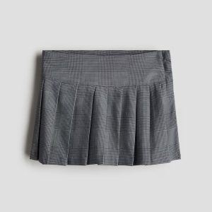 H&M Pleated Twill Skirt